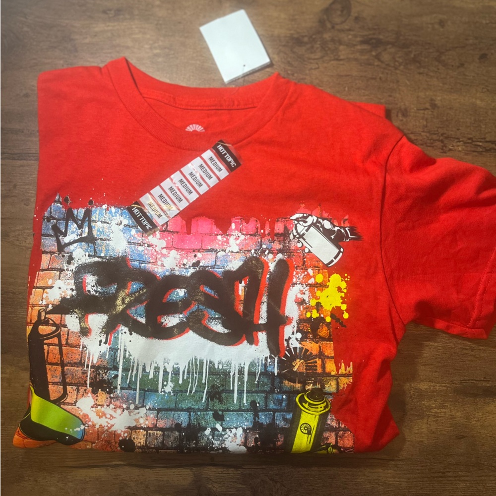 Hot Topic T Shirt